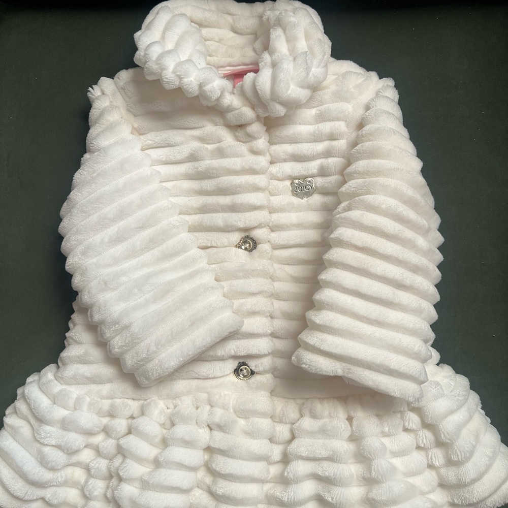 SUPER SOFT JUICY COUTURE - SIZE 2T. Faux Fur Coat w/ Buttons